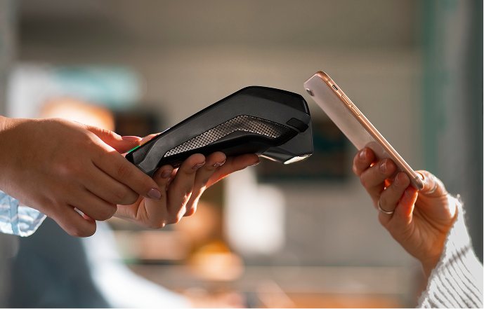 Paying by phone on a card terminal